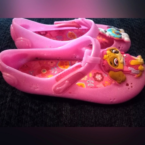 Sz11 girl Paw Patrol, sz 12 Elsa Bundle - Picture 2 of 6